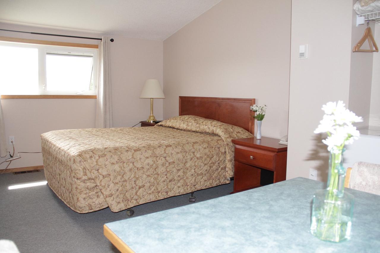 Garden Court Motel Manning Esterno foto