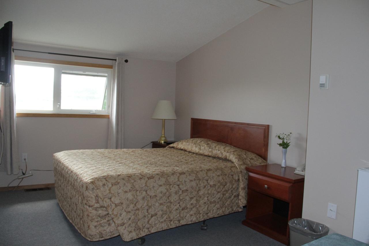 Garden Court Motel Manning Esterno foto